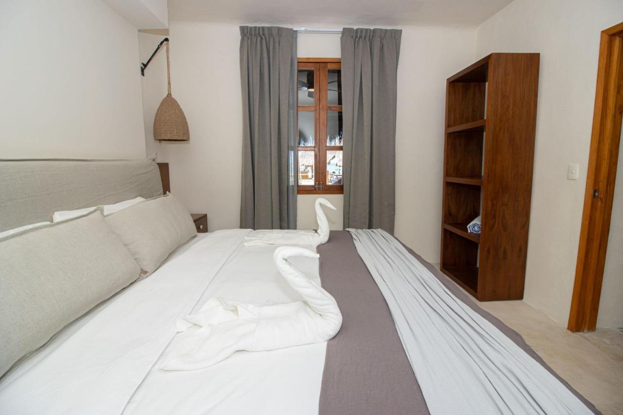 Amaite Beach Hotel Isla Holbox Exterior photo A bedroom at the hotel