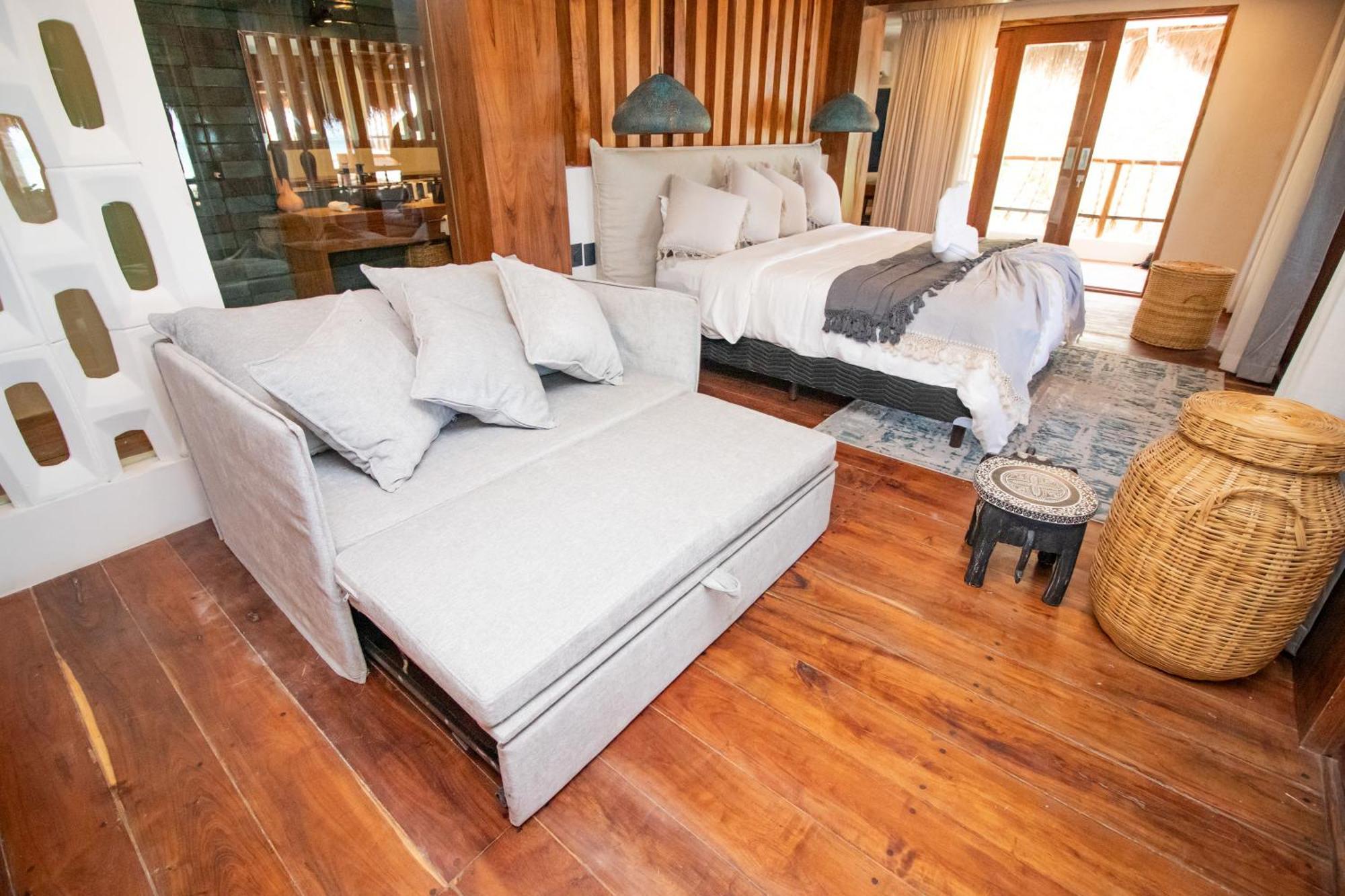 Amaite Beach Hotel Isla Holbox Exterior photo A sofa bed